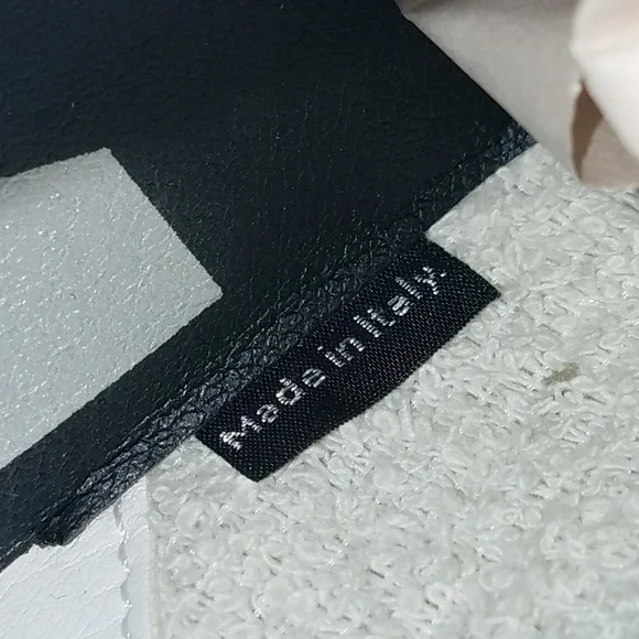 P448 Men's Suede Sneakers - Picture 7 of 7